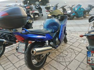 Honda CBR 1100 XX Super Blackbird 2004 CBR 1100XX INJECTION-thumb-3