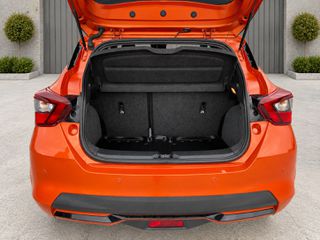Nissan Micra 2017 *ΡΕΖΕΡΒΕ* Πιλότος-Κλίμα-Ζάντες 17"-Κάμερα-Πλοηγός-Keyless~-thumb-24