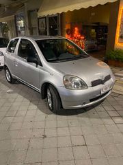 Toyota Yaris 2000