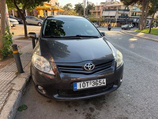 Toyota Auris 2010