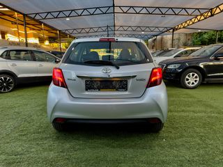 Toyota Yaris 2015 1.4 D-4D Active-thumb-6