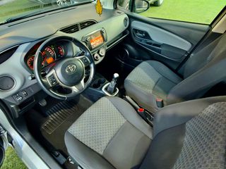 Toyota Yaris 2015 1.0 VVT-i-thumb-9