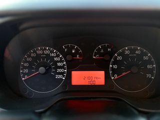Fiat Punto 2006-thumb-19