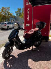 Piaggio Beverly 300i Tourer 2010-thumb-11