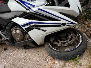 Honda CBR 500 R 2016-thumb-1
