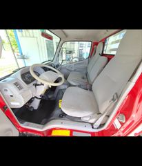Ανατροπή Toyota 2011 DYNA-thumb-8