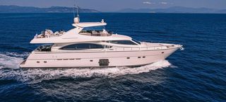 Ferretti 2007 830