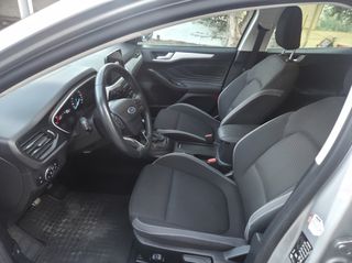 Ford Focus 2019-thumb-8