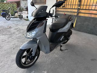 Aprilia SportCITY 200 2006