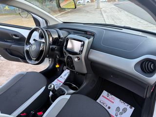 Toyota Aygo 2018 X-PLAY TOUCH-thumb-39