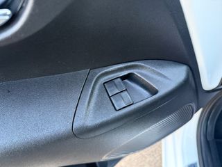 Toyota Aygo 2018 X-PLAY TOUCH-thumb-43