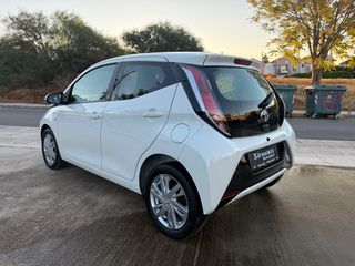 Toyota Aygo 2018 X-PLAY TOUCH-thumb-14