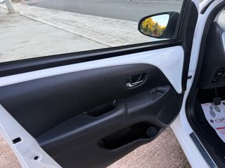 Toyota Aygo 2018 X-PLAY TOUCH-thumb-30