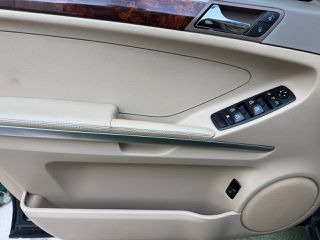 Mercedes-Benz ML 350 2006-thumb-12