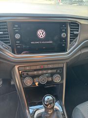 Volkswagen T-Roc 2019 1.0 TSI 115PS ADVANCE-thumb-9