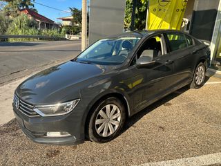 Volkswagen Passat 2018 1.6 DIESEL TRENDLINE-thumb-1