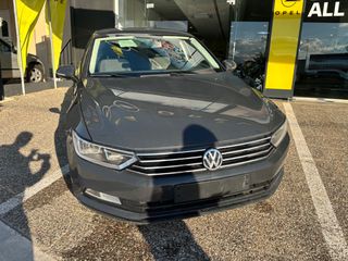 Volkswagen Passat 2018 1.6 DIESEL TRENDLINE-thumb-6