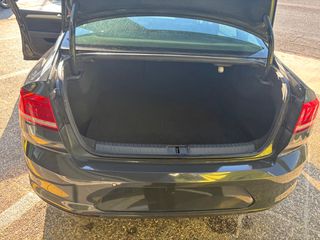 Volkswagen Passat 2018 1.6 DIESEL TRENDLINE-thumb-13