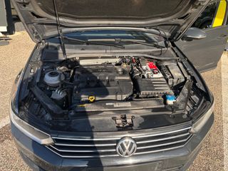 Volkswagen Passat 2018 1.6 DIESEL TRENDLINE-thumb-14