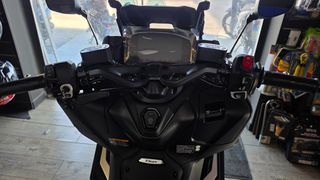Yamaha T-MAX 560 2026 TMAX 560-thumb-59