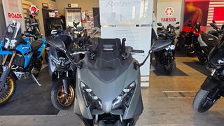 Yamaha T-MAX 560 2026 TMAX 560-thumb-22