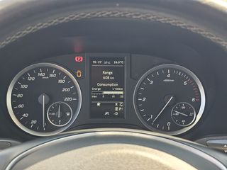 Mercedes-Benz Vito 2019-thumb-17