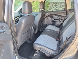 Ford Kuga 2016-thumb-11