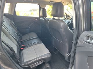 Ford Kuga 2016-thumb-12