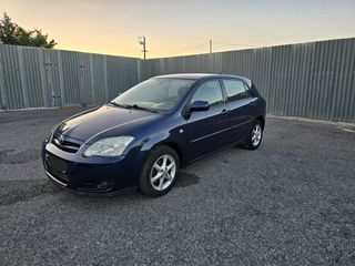 Toyota Corolla 2005-thumb-1