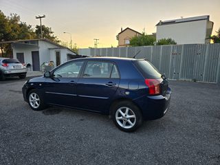 Toyota Corolla 2005-thumb-3