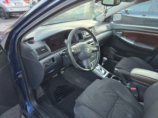 Toyota Corolla 2005-thumb-10