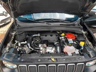 Jeep Renegade 2022-thumb-19