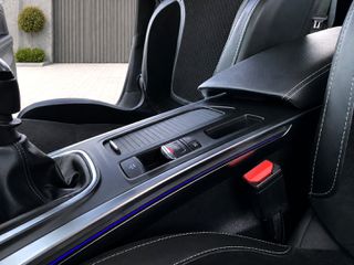 Renault Megane 2018 ~GT-Line-Πλοηγός-Δέρμα-Full 3D LED Φώτα~Ambient Light~-thumb-17