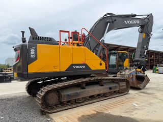 Εκσκαφέας Με Ερπύστριες Volvo 2018 EC300EL
