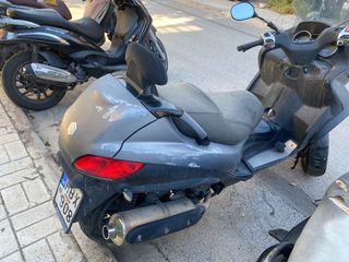 Piaggio MP3 400 LT 2009-thumb-2