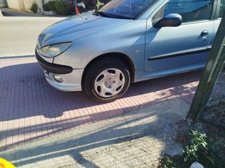 Peugeot 206 2002-thumb-2