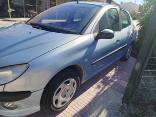 Peugeot 206 2002-thumb-9
