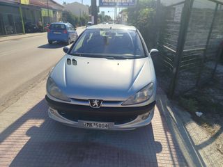 Peugeot 206 2002-thumb-12