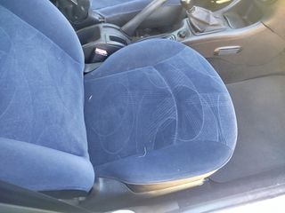 Peugeot 206 2002-thumb-17