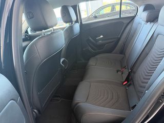 Mercedes-Benz A 180 2024-thumb-6