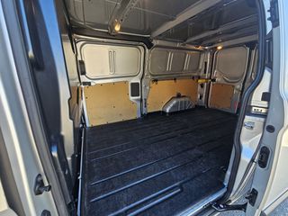 Ford Transit Custom 2017-thumb-8