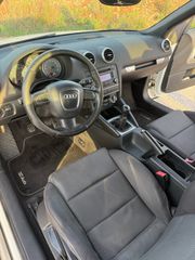 Audi A3 2011-thumb-8