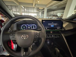 Toyota C-HR 2023 CHIC-thumb-2