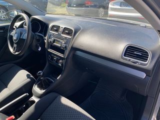 Volkswagen Golf 2012 1.2 TSI  6TAXYTO-thumb-10