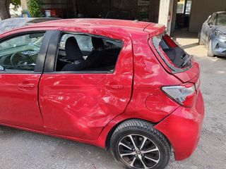 Toyota Yaris 2018-thumb-5