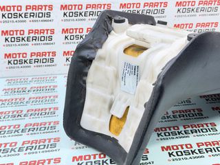 ΣΕΛΑ ΜΕ ΣΚΙΣΜΕΝΗ ΤΑΠΕΤΣΑΡΙΑ -> YAMAHA TDM 900 / 2002-2006-thumb-5