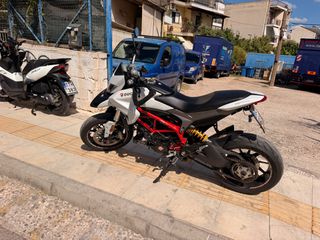 Ducati Hypermotard 939 2016 Corse-thumb-1