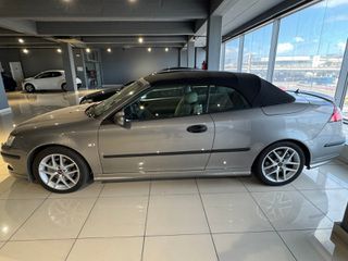 Saab 9-3 2004-thumb-3
