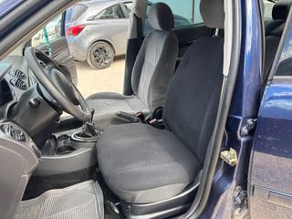 Ford Focus 2002 1.6 ΒΕΝΖΙΝΗ-thumb-8