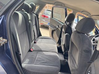 Ford Focus 2002 1.6 ΒΕΝΖΙΝΗ-thumb-10